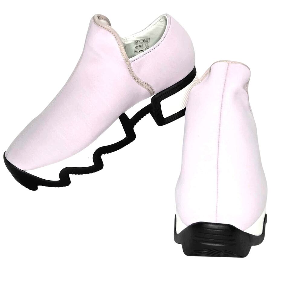 iRi Women's WES I Light Pink Low Top Sneaker Size 35.5 NWOB Neoprene
